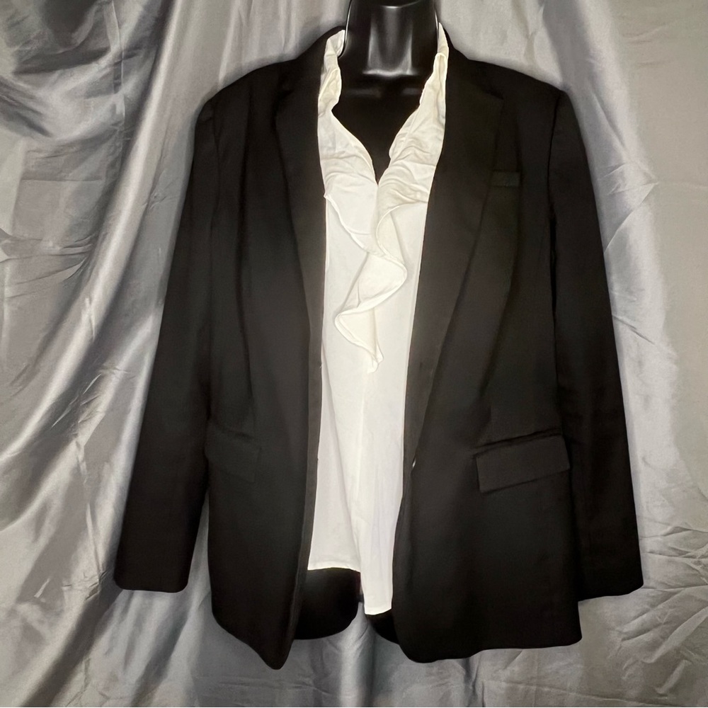 Banana Republic black 2-button blazer. Size 14.